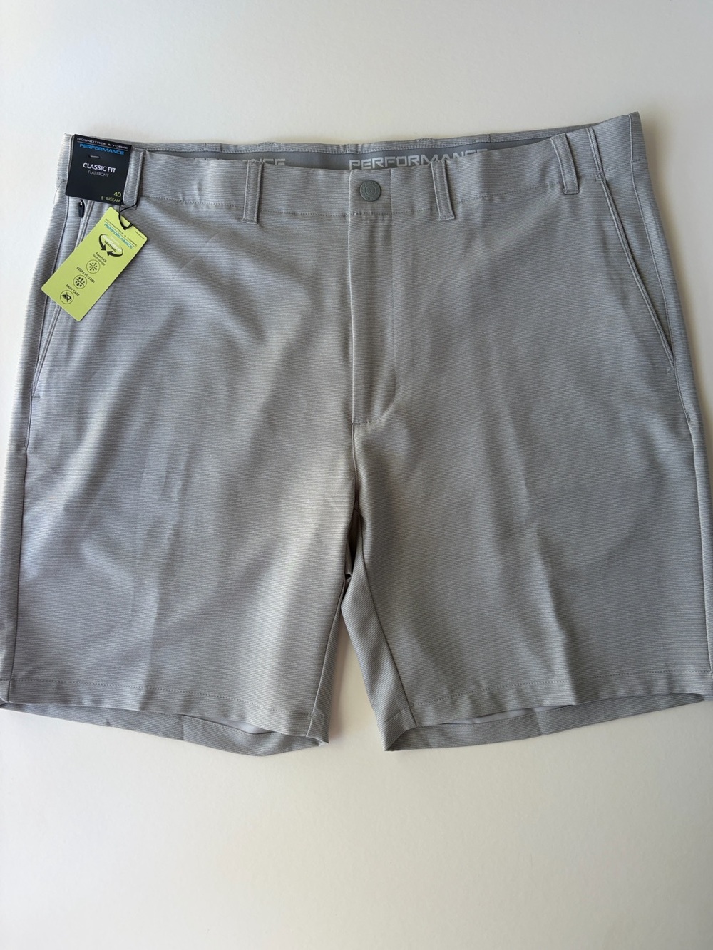 Roundtree & Yorke Men’s Performance 8” Classic Fit Shorts Size 40 Grey
